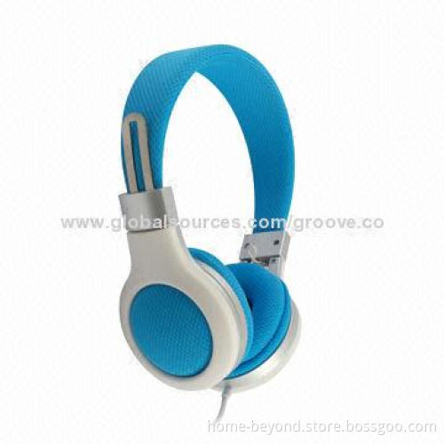 Fashionable Wired Retractable/Folding Studio Headphone with 1,000mW Maximum Power Handling